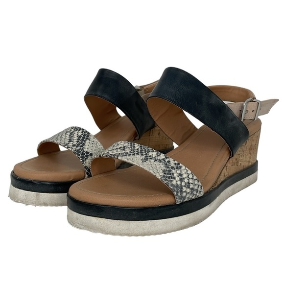 Crevo Sandals Women's 9 Snake Skin Grey Leather Ankle Strap Wedge Cow Hair - Picture 1 of 13